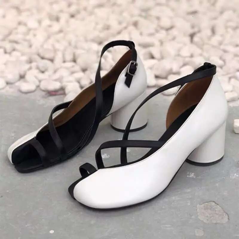Summer Split Toe Ninja Tabi Sandals Buckle Strap Atos Mujer High Shoes Women Round Heels Sandalias De Las Mujeres
