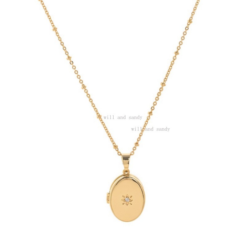 Vintage Designer Necklace 18k Gold Photo Locket Necklace Cubic Zirconia Love Heart Square Oval Pendant Locket for Woman Girls Valentine's Day Gif