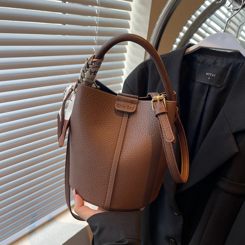 Advanced retro colored small bag womens cross body bag super fire bucket bag 250318