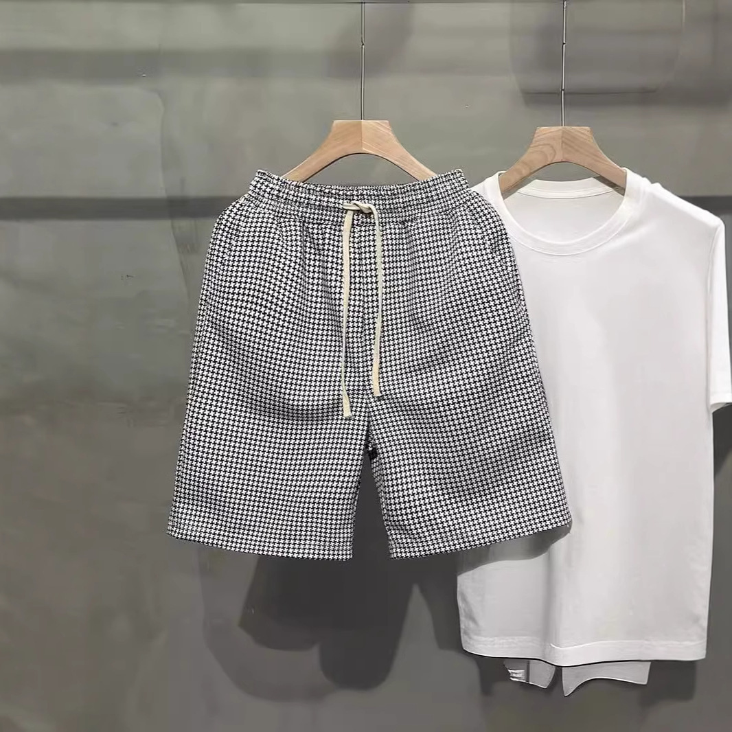 2025S Fashion Designer Summer New Trendy High End Light Luxury Casual Pi Shuai Contrast Color Sports Pants Versatile Men S Beach Split Shorts