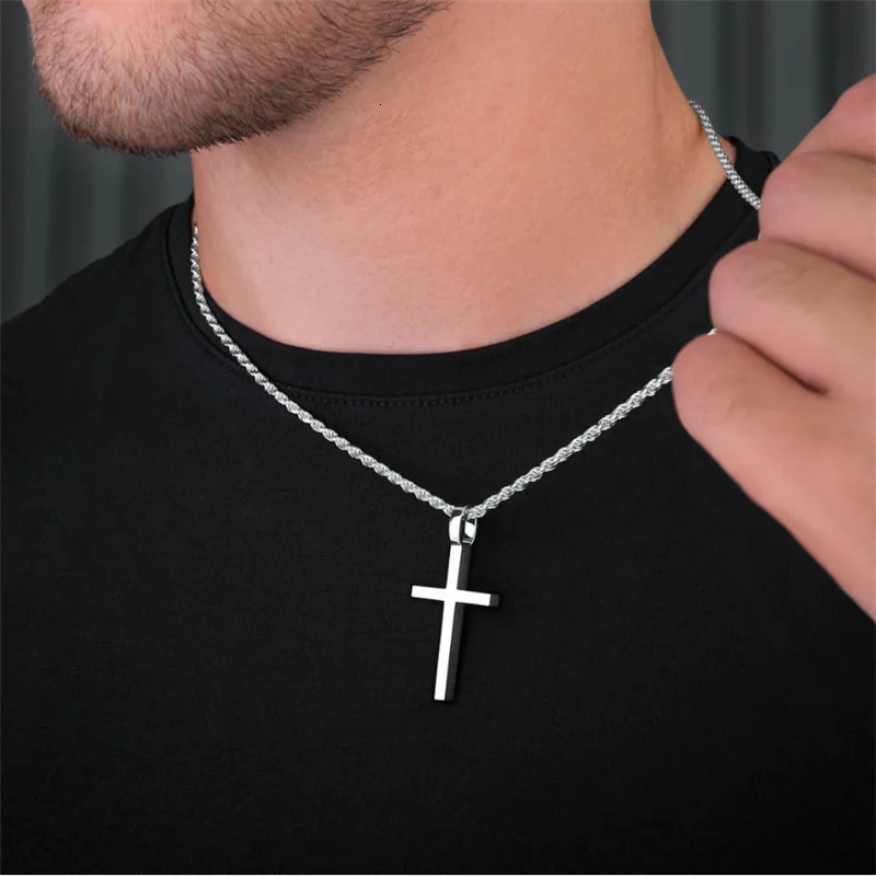 Stainless Steel Cross Pendant Necklace for Men Boys 18K Gold Plated Silver Simple Twisted Chain Fashionable Jewelry Beach Party 250313
