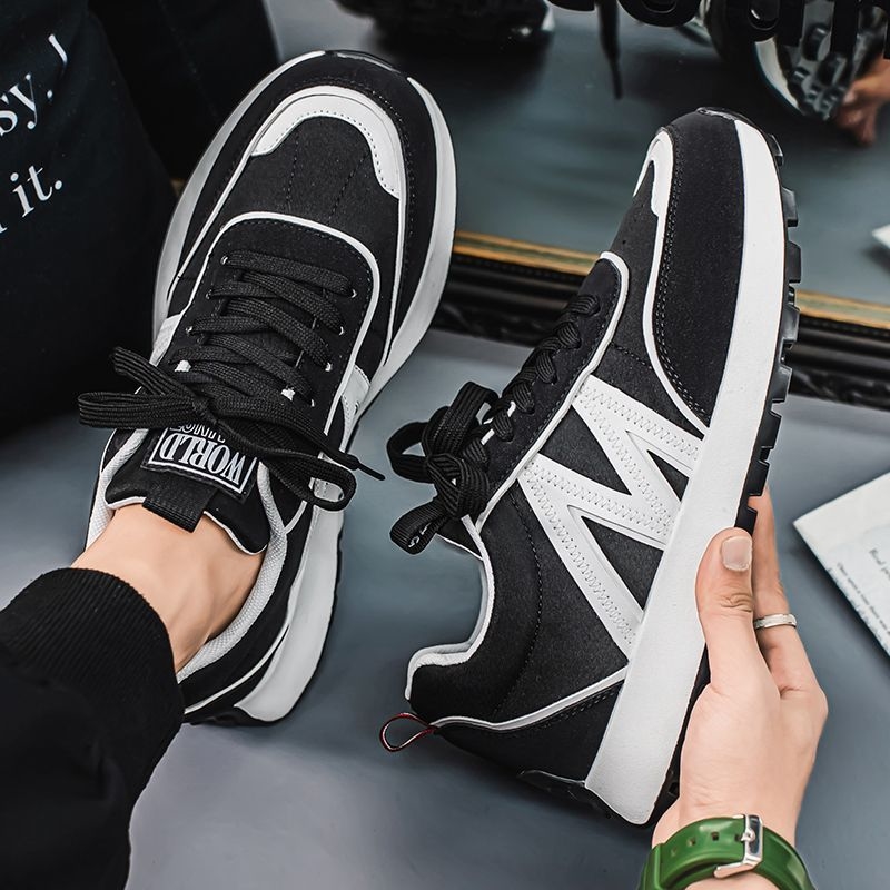 2025 spring new trend men's fashion sports shoes soft surface soft sole comfortable all-match teenage men's shoes 39-44