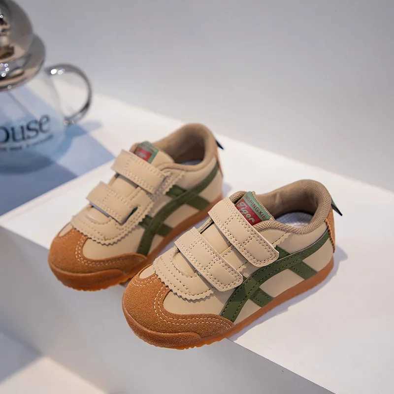 2025 Childrens Sneakers Boys Girls Soft Sole Non-slip Casual Running Shoes Baby Kids School Sports Shoes Warm Cotton ShoesT250322
