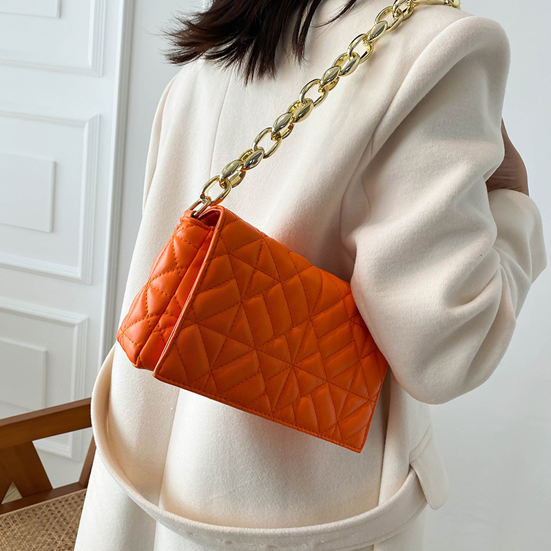2025S Fashion Designer Solid Color Simple Thick Chain Summer New Korean Fashion Embroidered Thread Single Shoulder Handheld Underarm Small Square Wome