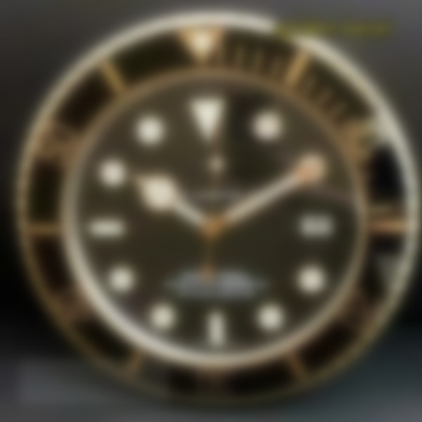 Metal Home Decoration Wall Clocks Luxury Modern Design Quartz Large Wall Watch Stainless Steel With Date Luminous Silent Sweeping Hands