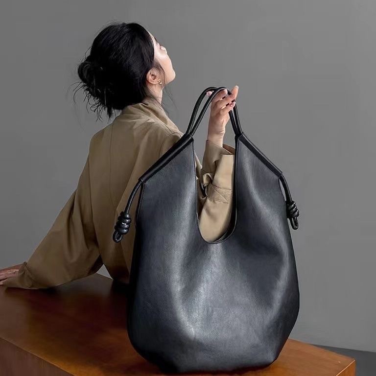 Niche bag Minimalist Toth new large capacity commuter single shoulder underarm bag