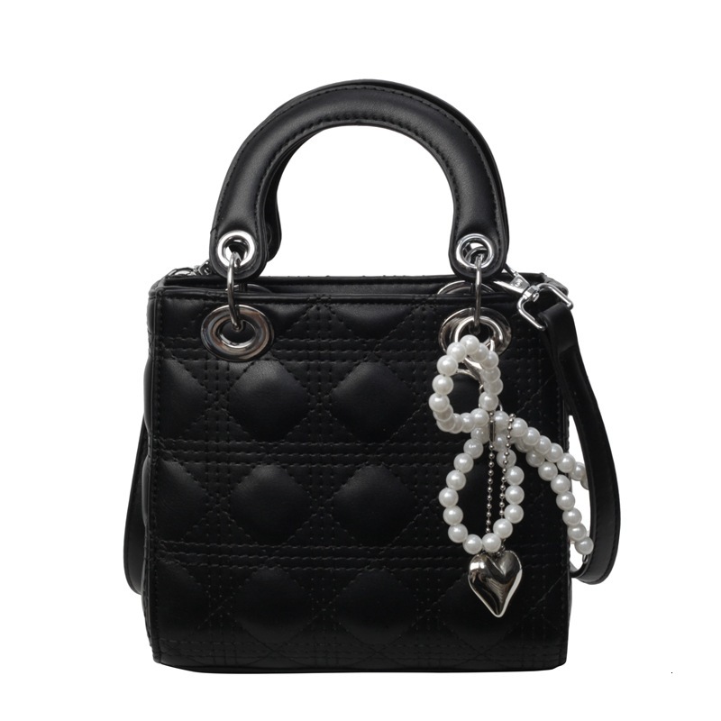 2025S Fashion Designer High End Niche Design New Trendy And Fashionable Diamond Grid Pearl Handbag Single Shoulder Crossbody Daifei Bag