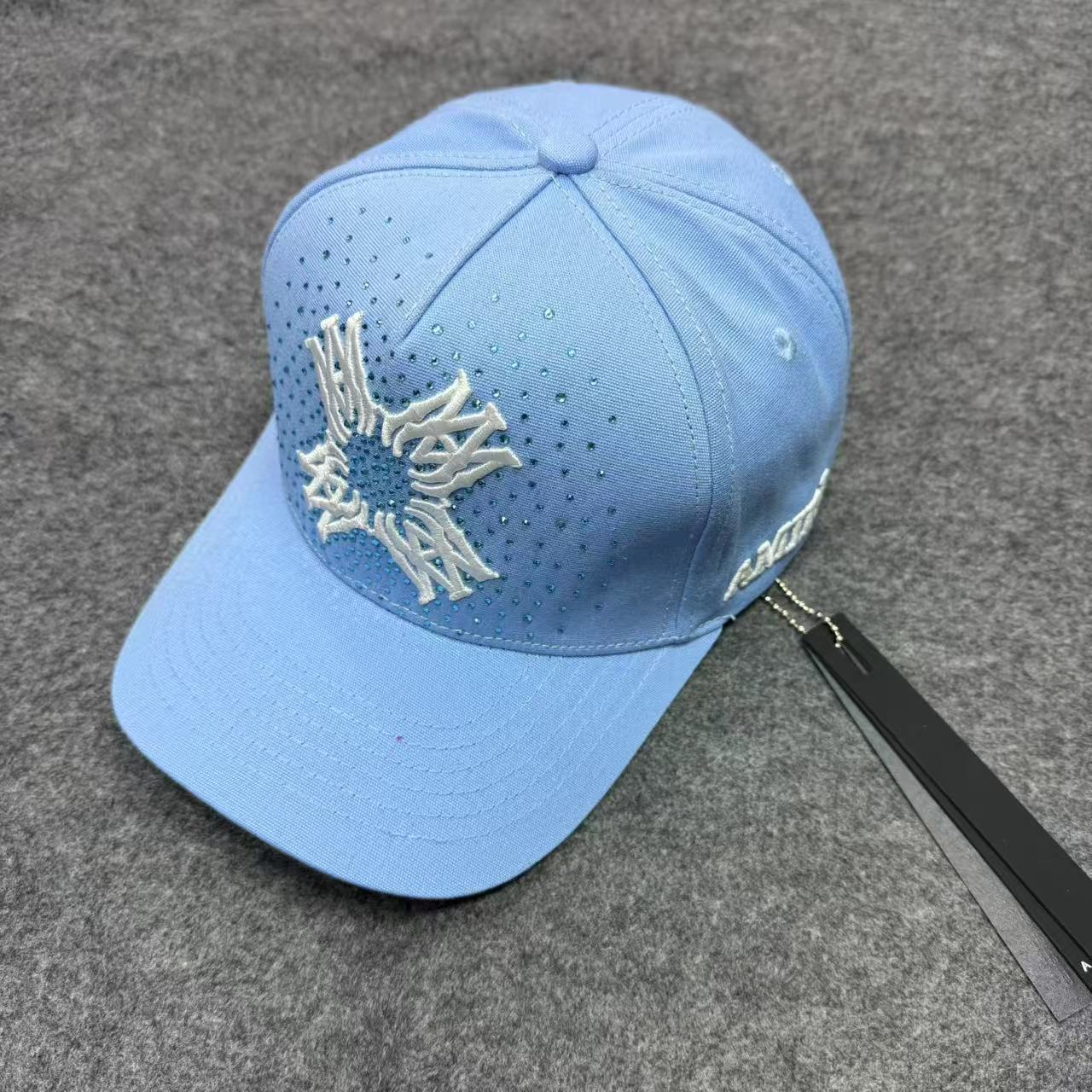 Sky Blue hat Fashion baseball cap high quality trendy brand for men and women ball Cap Classic sun protection sunshade Trucker Hat