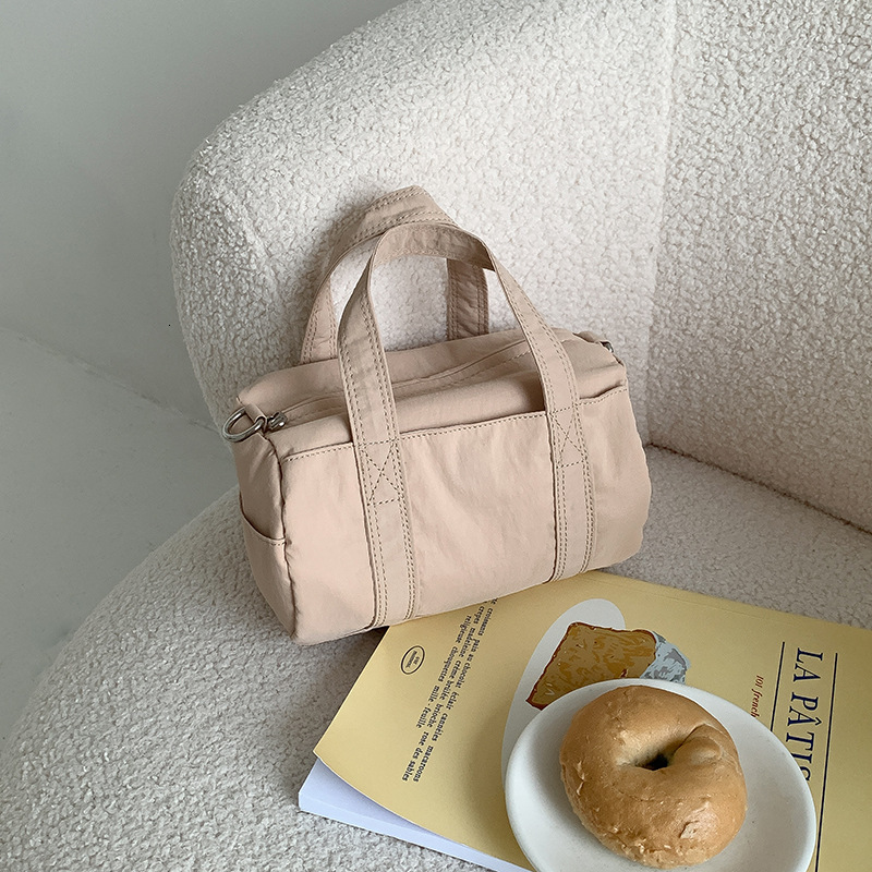 2025S Fashion Designer Korean Silver Crossbody Summer Women S Leisure Nylon Cylinder Bag Versatile And Luxury Feeling Small Handbag