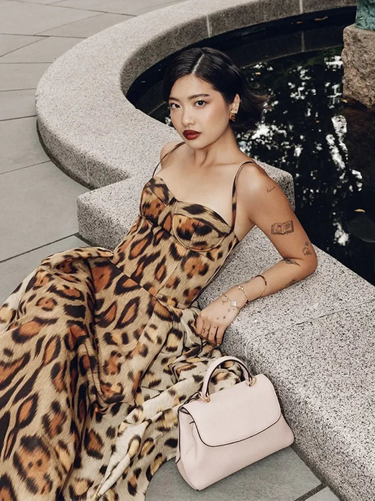 Leopard Print Womens Sleeveless Sling Dress Fashionable and Stylish Backless Aline Elegant Street Vest 250320