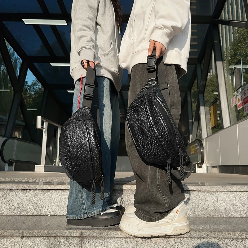Mens waist bag large capacity leather Fanny bag unisex woven pattern chest bag fashionable shoulder cross body bag high-quality waist belt bag 250318