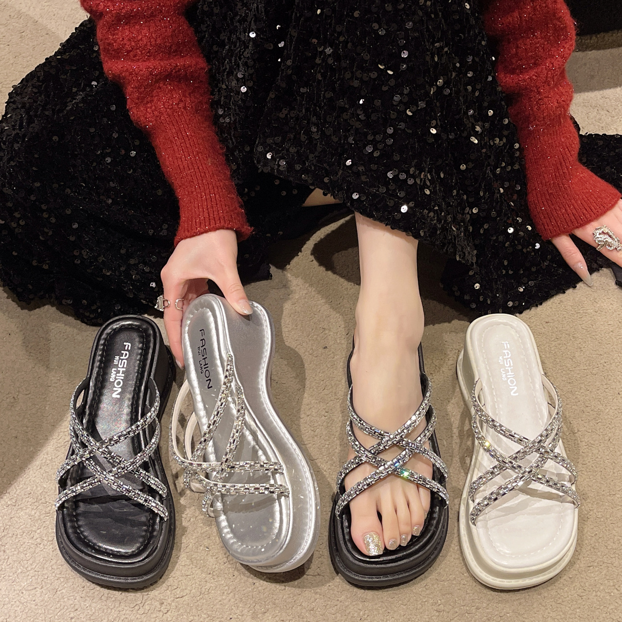Designer Height increasing sandals wedge heel sandal thick soled slippers rhinestone Wearing women outside Beach Single Shoes Tourist slippers NEW 202