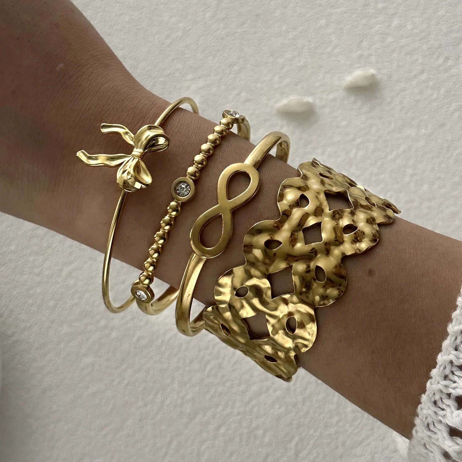 Exaggerated Punk Irregular Wide Cuff Bangle for Women Vintage Gold Color Chunky Metal Bracelets Uni Men Hand Jewelry Gift 250322