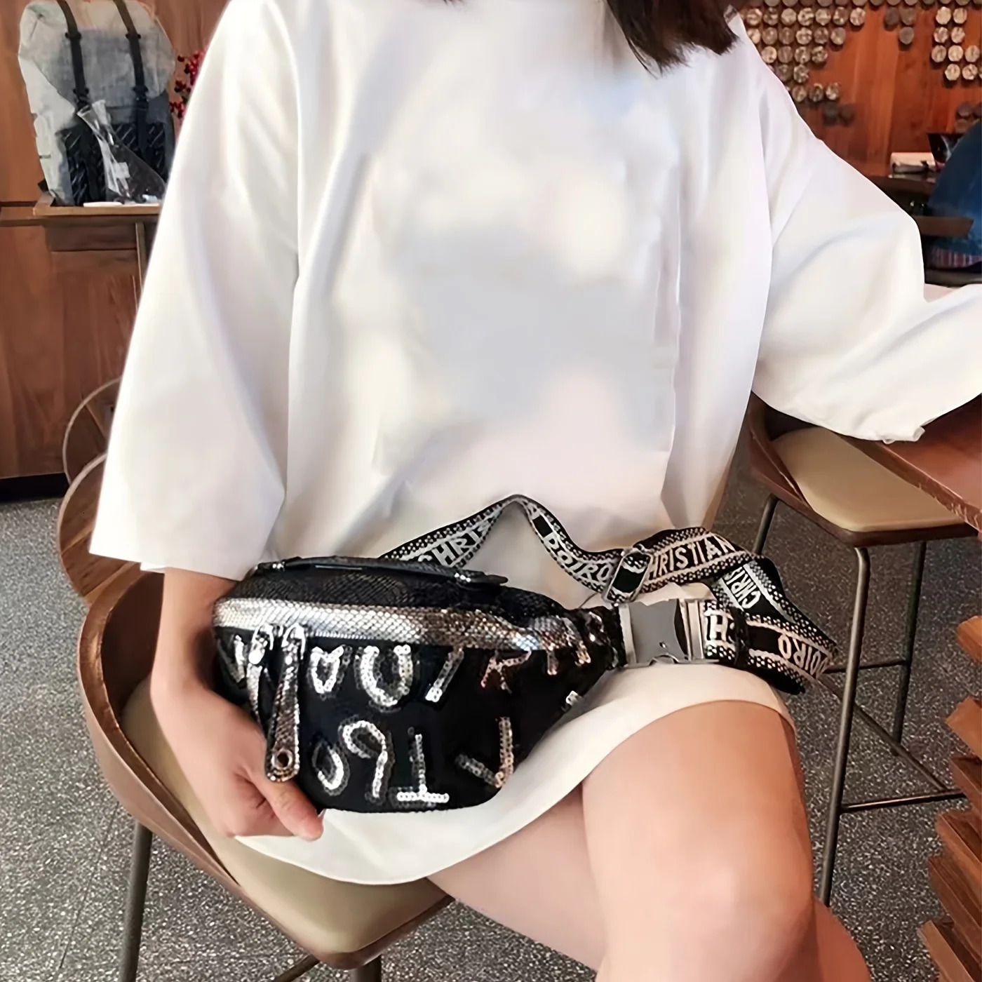 Compact multifunctional sequined waist bag casual outdoor sports street cross body chest bag fashionable 250318