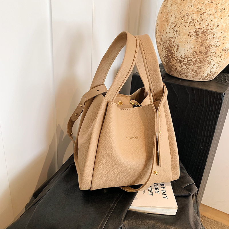 Women's fashion hand-held bucket bag summer style simple and leisure single shoulder bag Korean version niche trendy crossbody bag