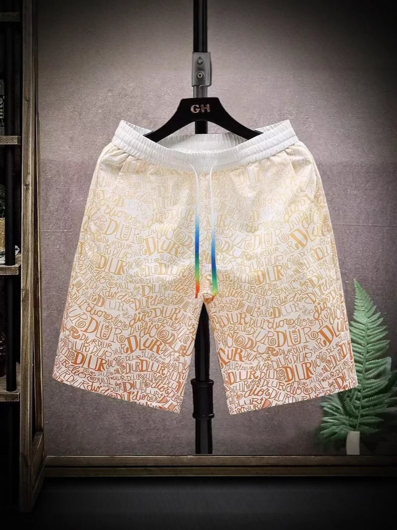 2025S Fashion Designer Trendy American Beach Boys High Street Niche Shorts Summer Loose Fit Mid Length For Men Five Quarter Pants