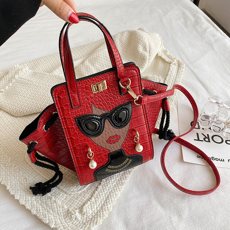 2025S Fashion Designer Internet Celebrity Personality Small Fashion Glasses Beauty Trend Stone Pattern Hip Hop Handheld Crossbody Bucket Bag