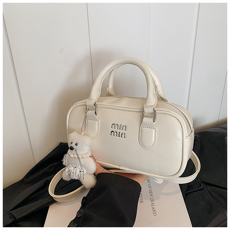 2025 vintage women's bag simple and popular western style and versatile single-shoulder crossbody bag niche vintage handheld bowling bag