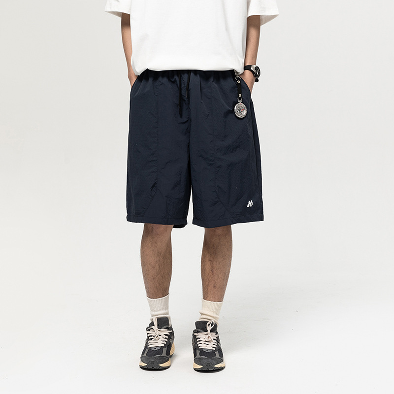 2025S Fashion Designer ATBORDER Summer New Trendy Brand Multi Pocket Panel Waterproof Beach Shorts For Men S Breathable Loose Capris