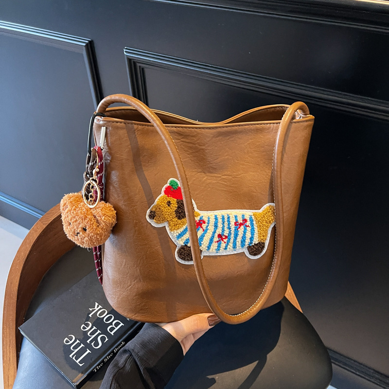 2025S Fashion Designer Casual Minimalist Trendy Underarm For Women New Korean Niche Tote Single Shoulder Crossbody Bucket Bag Trend