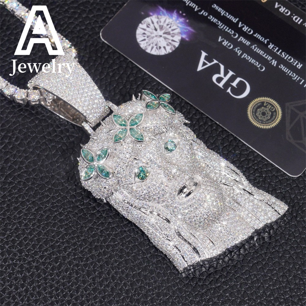 Fine Jewelry NEW ARRIVAL Blue Green Moissanite Jesus Pendant 3D Design 925 Hip Hop Rock iced out Moissanite Pendant