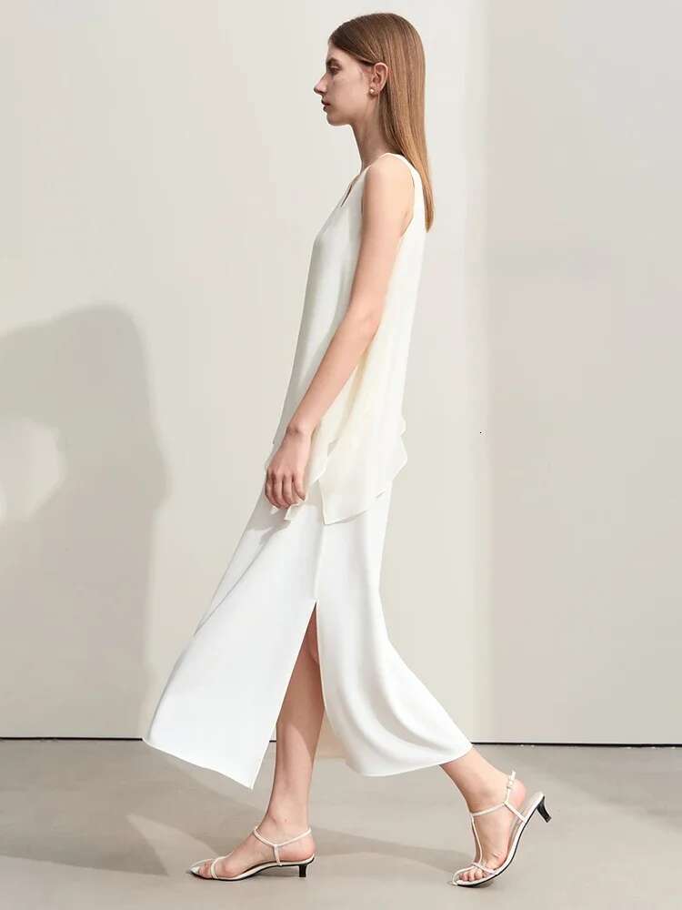 Amii Minimalism 2024 Women Dresses Summer New Vacation Style V-neck Spliced Chiffon Female Sleeveless Loose Dress 12452102