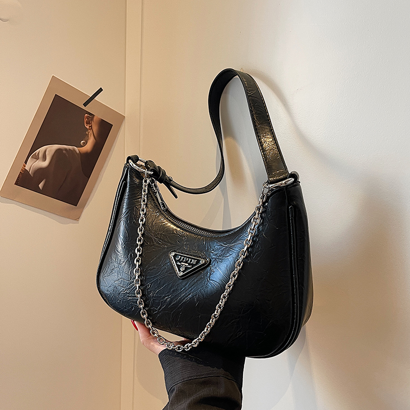 Free shipping designer bag 2025 new High-end stylish niche-designed women bag new popular and trendy versatile crossbody bag single-shoulder and under