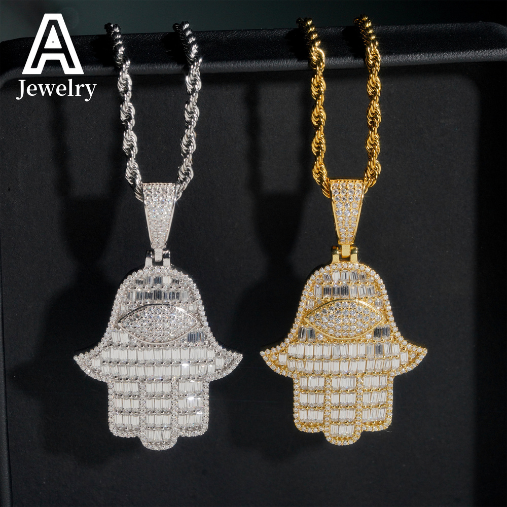 Mainstream fashion 925 sterling silver vvs Moissanite pendant Gold and silver hip hop men and women collarbone pendant