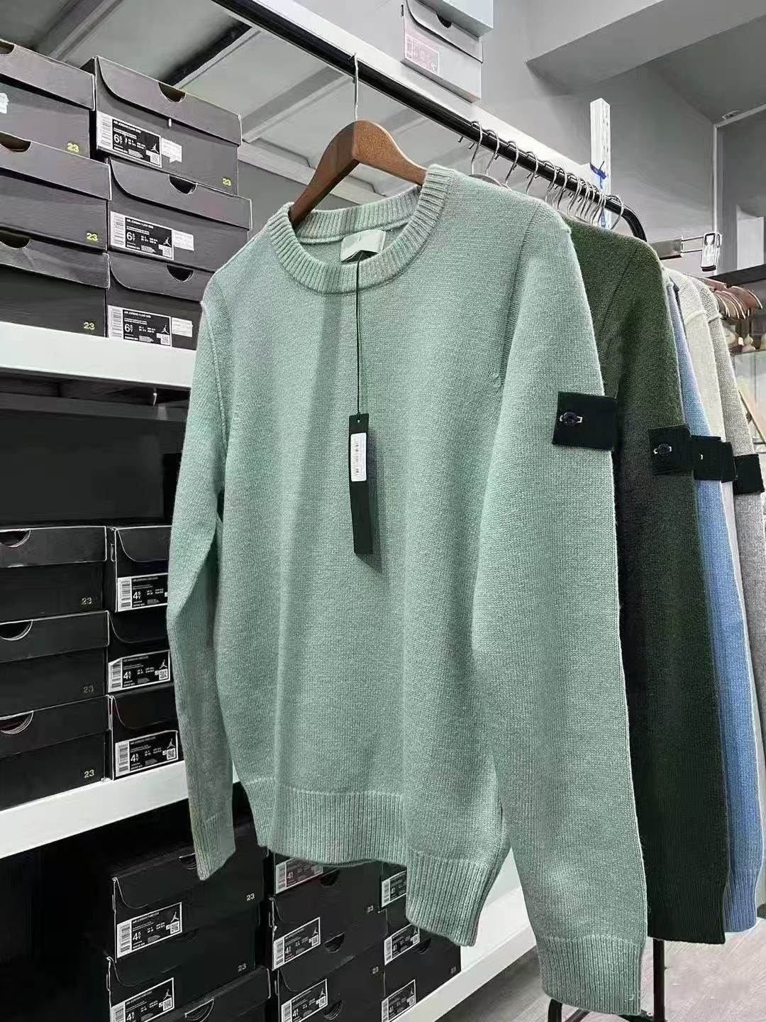 Fashion Brand Designer Mens pullover autumn winter solid color armband loose knitted sweater for men and women's Crewneck Sweater