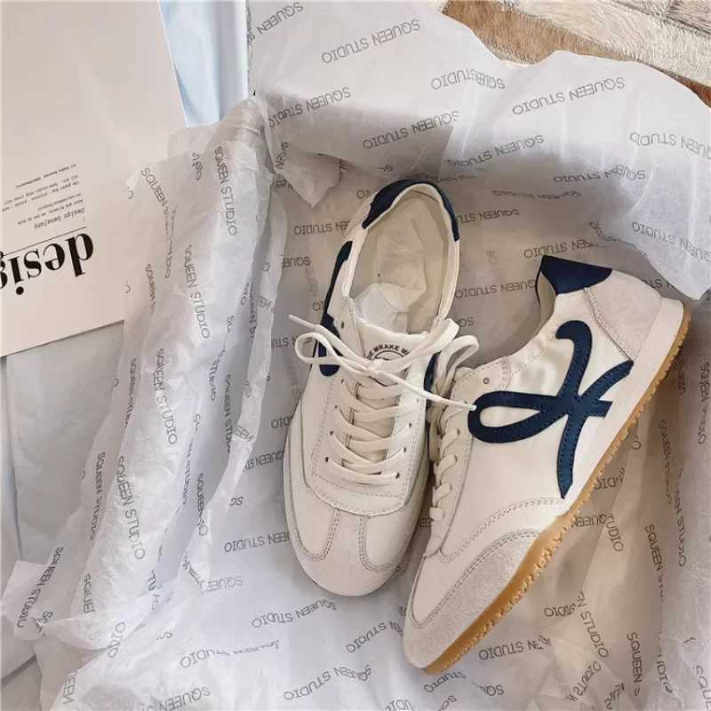 Womens sports shoes white platform womens apartment sports shoes womens lightweight vulcanized shoes womens casual comfort XJ250324