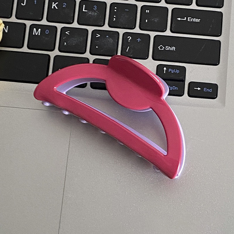 The new ins cream color system grasp clip sweet match hairpin large shark clip back of the head spoon clip plate hair hair hair accessories