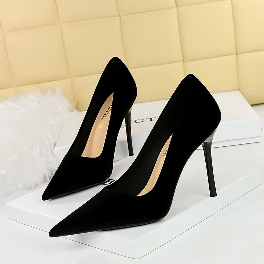 BIGTREE Elegant Womens High Heels Simple Suede Fine High Heels 9.5cm Womens Office Dress Ball Pump Coffee Navy Blue 250318