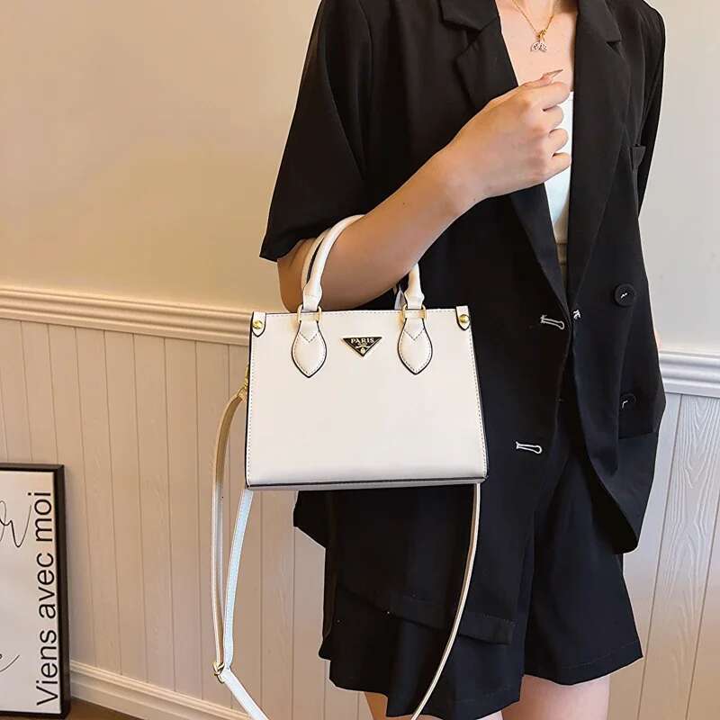 2025 New Inspiration Crossbody Bag Minimalist Retro Designer Fashion Crossbody Bag Soft Leather Handbag with Unique Letter Details5