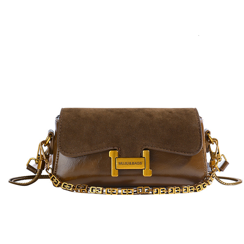 2025S Fashion Designer Bag For Women New Chain Armpit With High End Feel Hundred Shoulder Carrying Crossbody Bag And A Small Square Bag