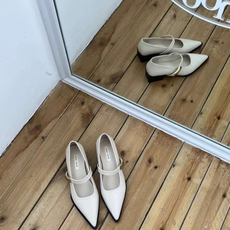 Women's Low Heeled Single Pointed Toe Hook & Loop Square Heel Shoes for Women Daily Commute Fashion atillas De Mujer