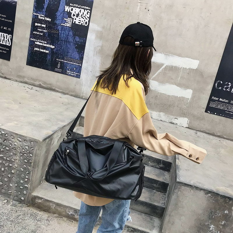 2025S Fashion Designer Travel Women s Short Distance Portable Fitness Bag Dry Wet Separation Men s Single Shoulder Slant Cross Exercise Training Yoga