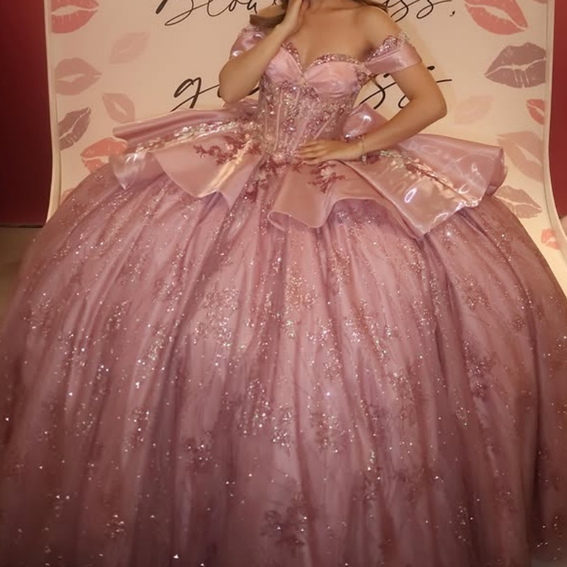 Pink Shiny Princess Quinceanera Dresses Sequin Appliqued Lace Beads Tull Sweet 16 Dress Sweetheart Off Shoulder Ball Gown Vestidos De 15 Anos