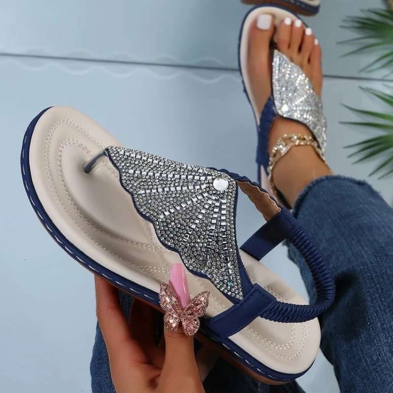 Sandals 2025 Summer Fashion Rhies Slippers Outdoor Beach Flats Women Casual Clip Toe Sandalias De Mujer