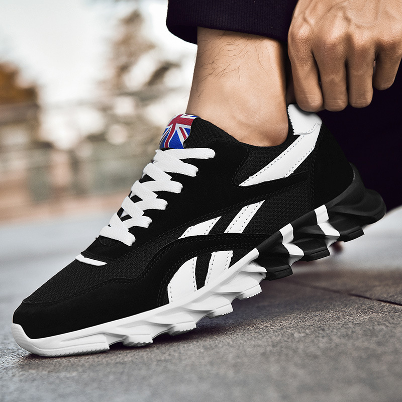 Sports shoes men's new flying fabric breathable large size men's shoes neutral 2025s hot