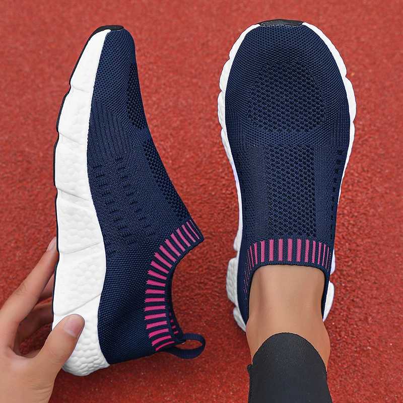Womens e-type mesh shoes with multi-color design can be customized for breathable comfortable lightweight and casual walking shoesXJ250324