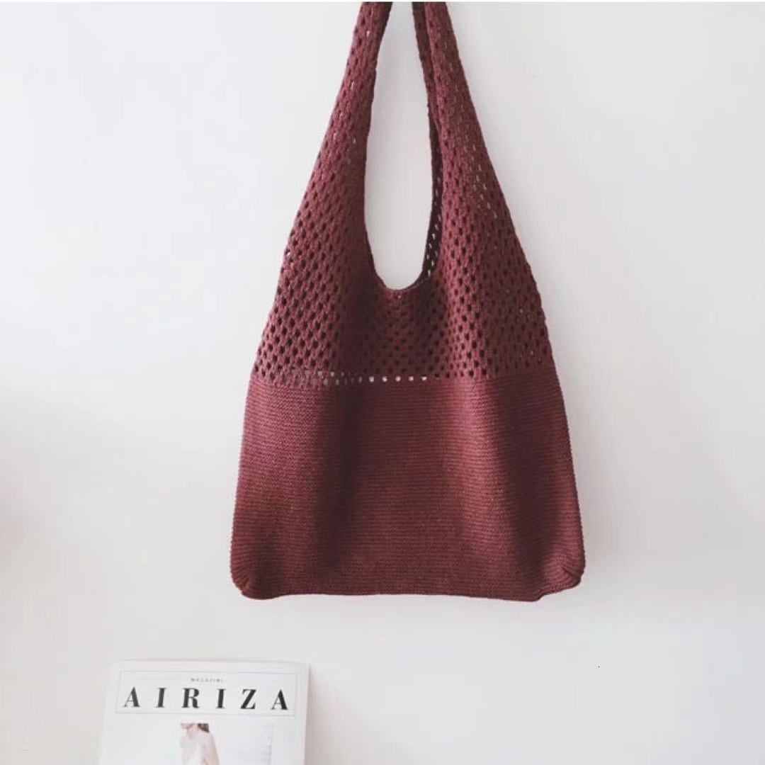 2025S Fashion Designer INS Style Spring Summer New Hollow Out Knitted Handbag Small Single Shoulder Women S Versatile Wool Weaving Oblique Straddle Ba