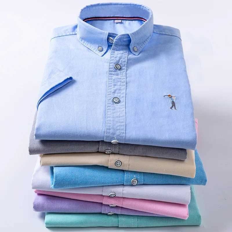 New summer short sleeved mens solid color Oxford spinning casual embroidery trend young slim fit mens short sleeved shirt X250324