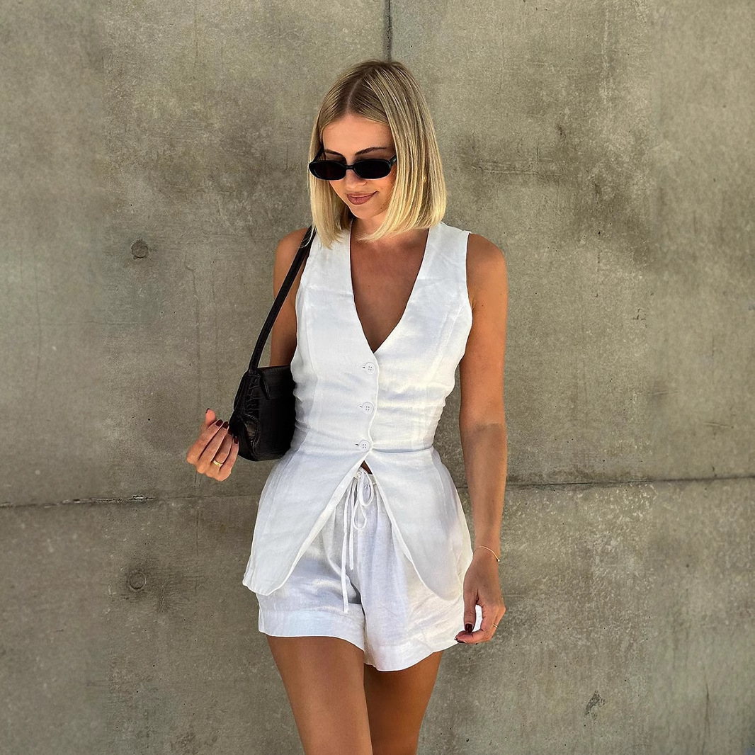 Cotton and linen 2025 summer new simple solid color vest shorts casual set