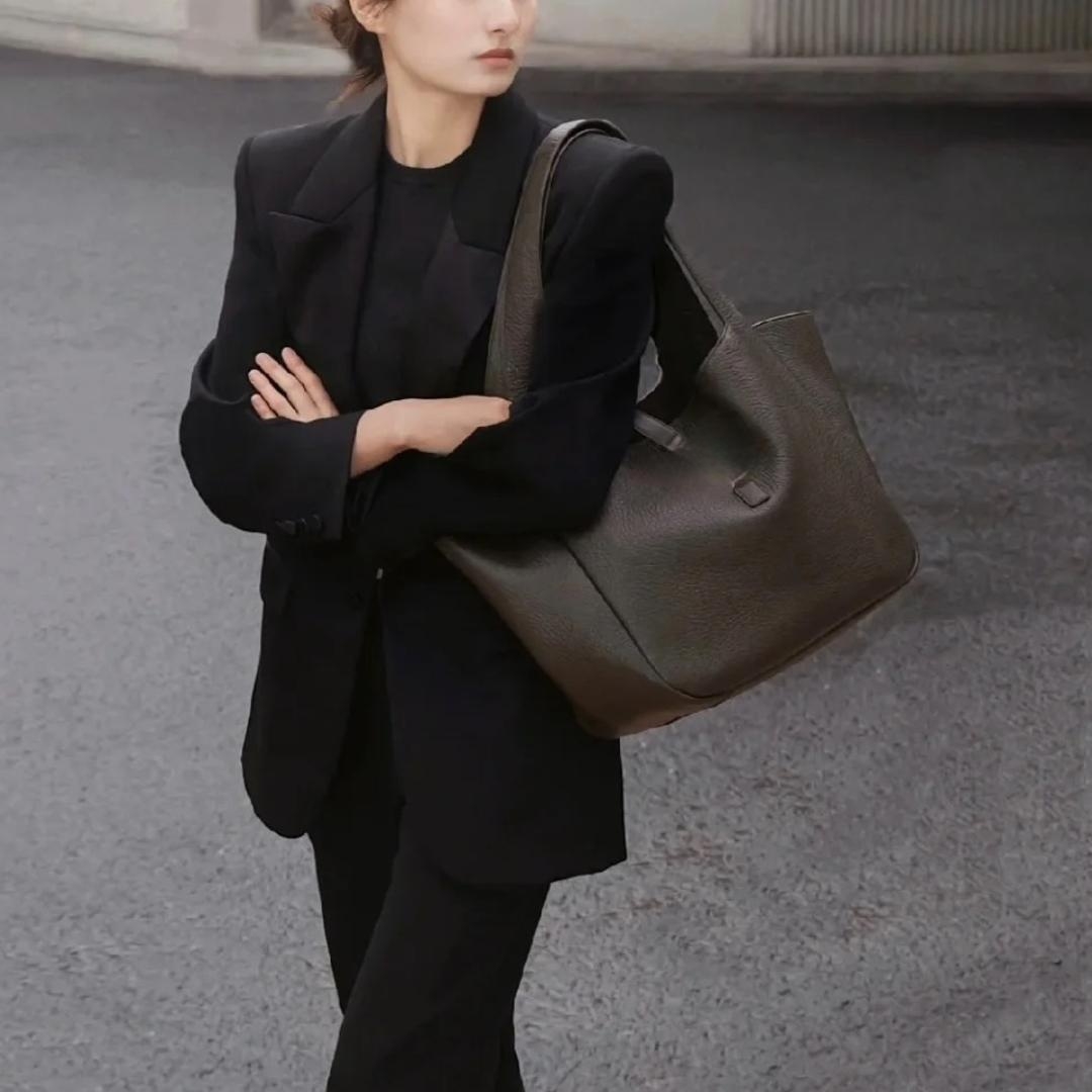 BEA Tote Designer Bag Grained Leather Totes Women Handbag Shoulder Large Purse Travel Shopping Bags