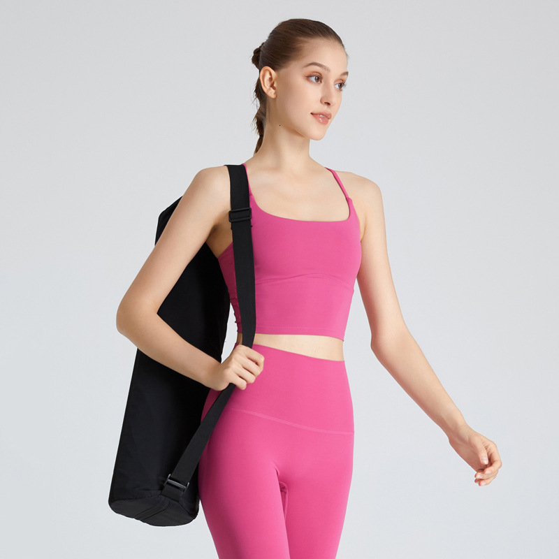 sports underwear with cross shaped water droplets, beautiful back, thin shoulder straps in same color scheme, widened hem after the tracksuit