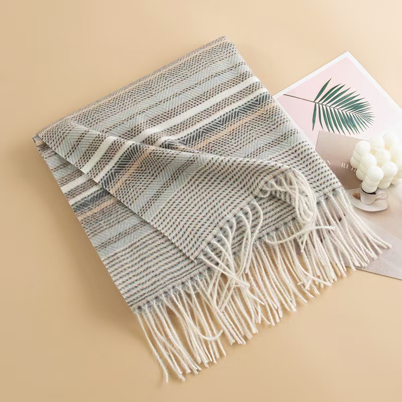T841 Japanese and Korean color striped cashmere tassel scarf female high-grade contrast color versatile thick warm neck scarf