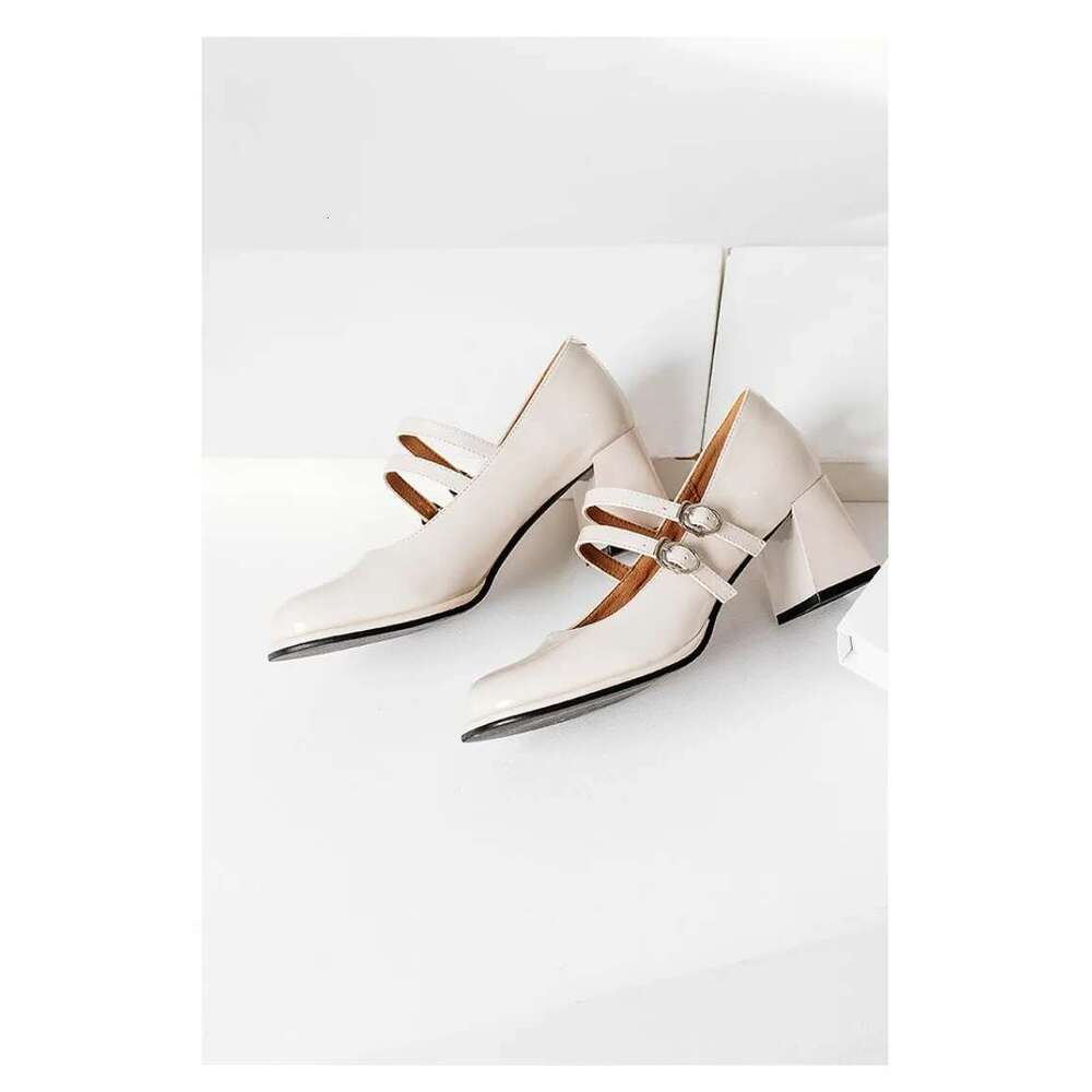 Mary Janes Vintage Black Sandals Woman Buckle Non-Slip Casual Medium Office Ladies Solid Elegant Heels Korean Summer