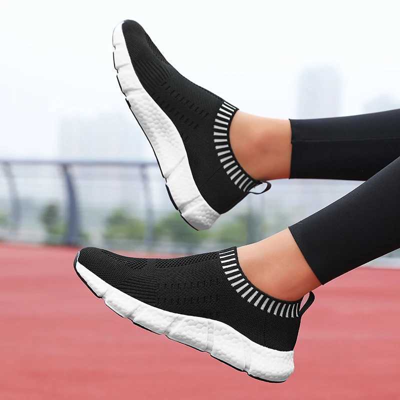 Womens e-type mesh shoes with multi-color design can be customized for breathable comfortable lightweight and casual walking shoesXJ250324