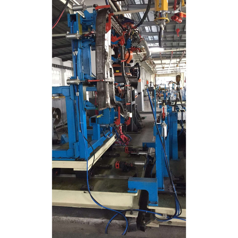 high quality Reliable Commercial Vehicle Accessories: Robust Truck Cab Components for Long-Lasting Use - Customized products