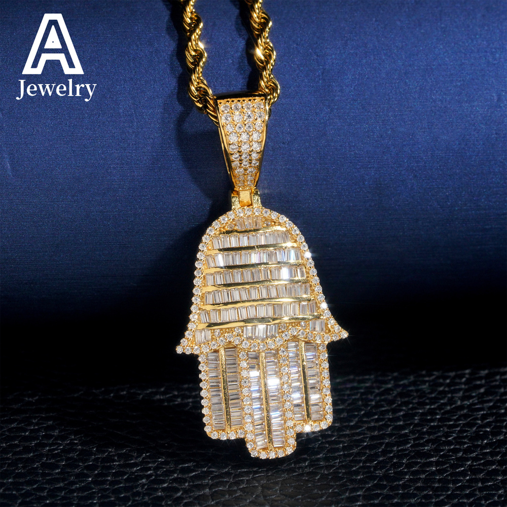 The best-selling 925 sterling silver vvs Moissanite Hip Hop Palm stylish pendant passed the test boutique